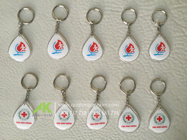 Móc khóa nhựa dẻo in logo Hội chữ thập đỏ tỉnh Bình Dương